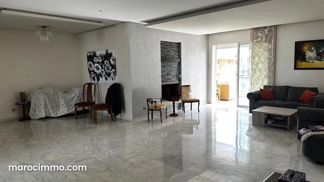 Appartement à vendre 212 m² à HAY RIAD — 2