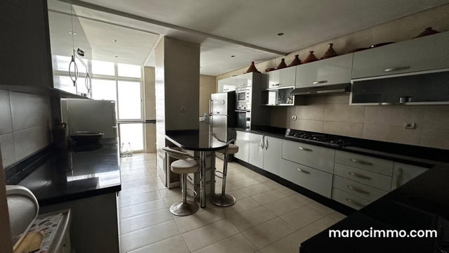 Appartement à vendre 212 m² à HAY RIAD — 4