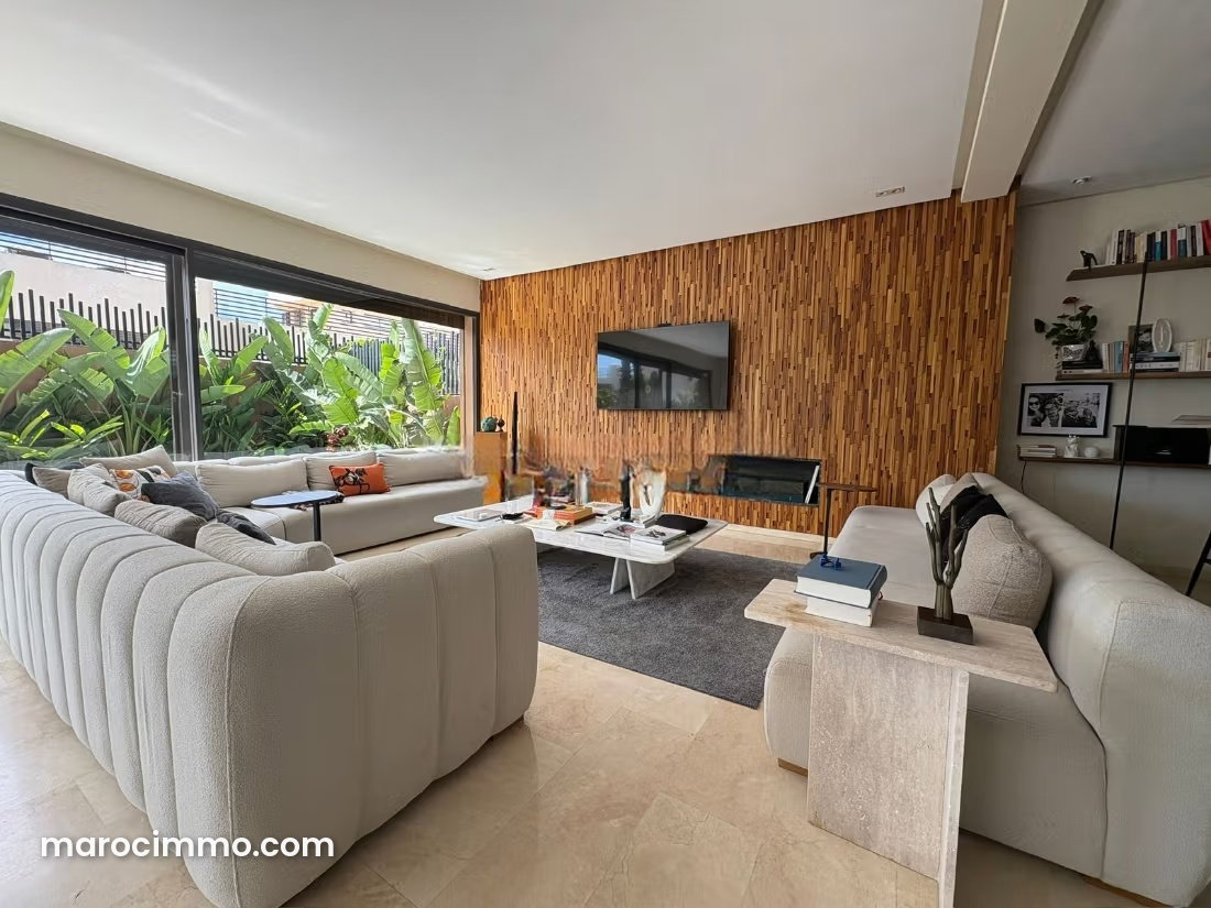 Furnished 4-Bedroom Villa with Pool and Sea View, Dar Bouazza — Dar Bouazza