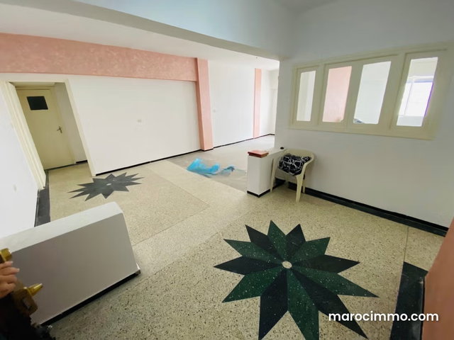 À VENDRE – Appartement en plein centre ville de Tanger — 5