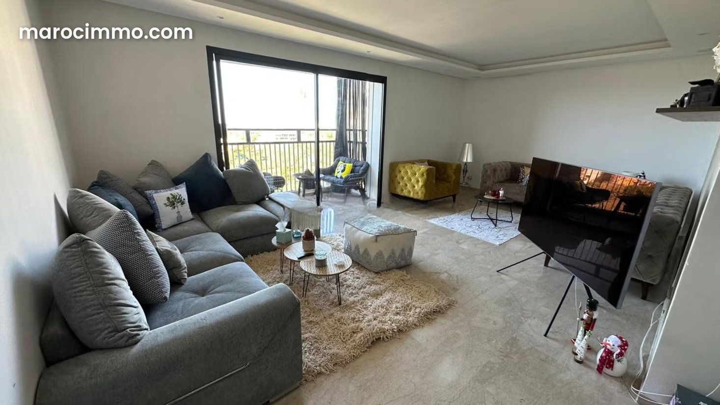 Appartement 180 m², 3 chambres à louer, Riyad, Rabat — Rabat