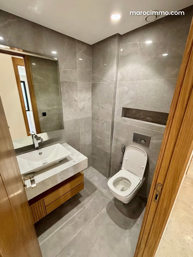 Très bel appartement familial à la location vide neuf jamais habité — 3