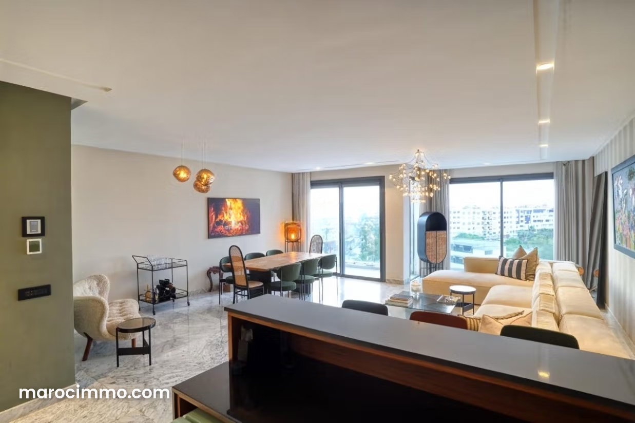 Furnished 180 sqm Apartment, 3 Bedrooms, Racine, Casablanca — Casablanca