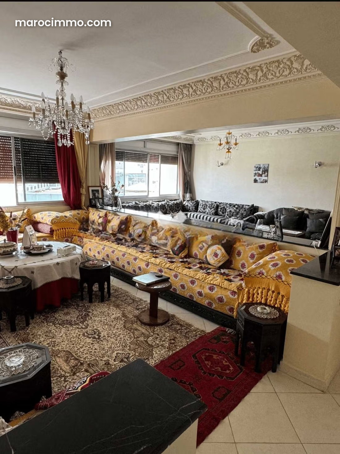 Six-Room Apartment on an Upper Floor in Derb Omar, Casablanca — Casablanca