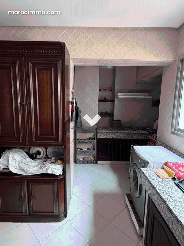 Appartement à Vendre de 119.0 m² à Casablanca, Derb Omar — 3