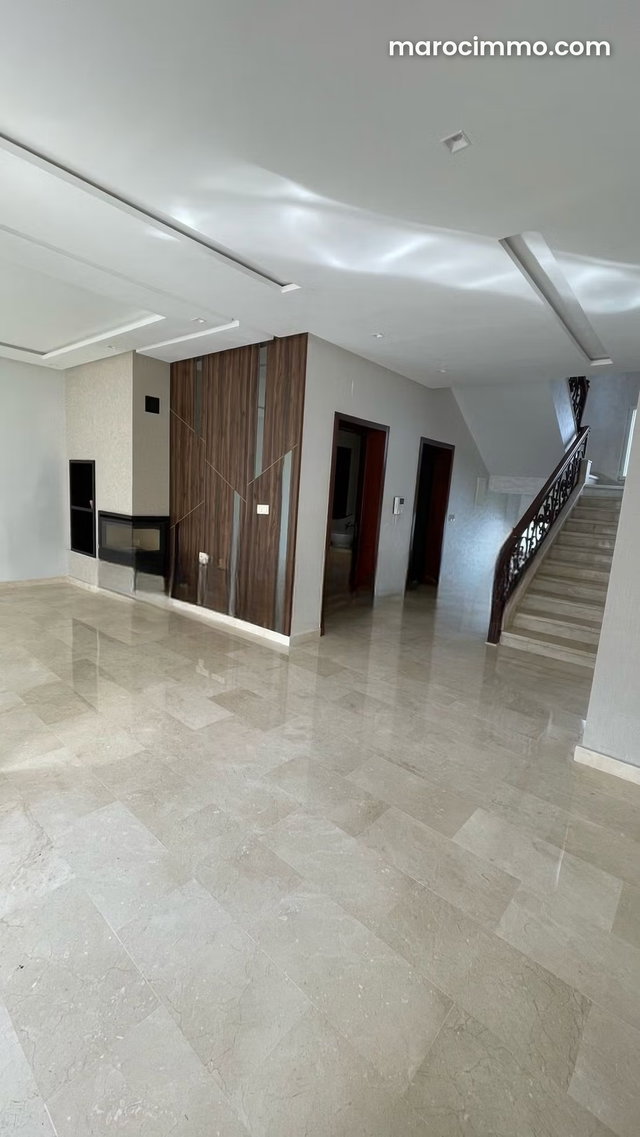 Moderne villa fraîchement rénovée en vente à Boubana Tanger — 4