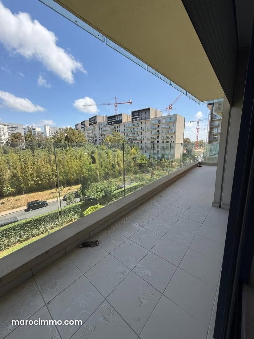 Duplex 210 m², terrasses et jardin, Riyad, Rabat — Rabat