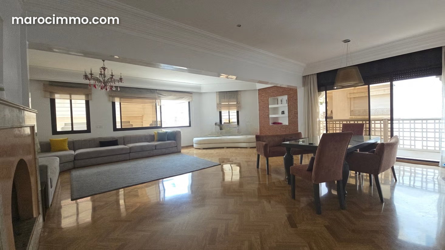 Spacious apartment in Racine, Casablanca, with terrace — Casablanca