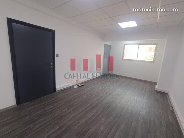 Plateau bureau refait à neuf de 165m2 à la location Bd Anfa — 3