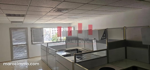 Immeuble professionnel refait a neuf en plein bld ibnou tachfine de 1.000 m2 de surface exploitable — 5