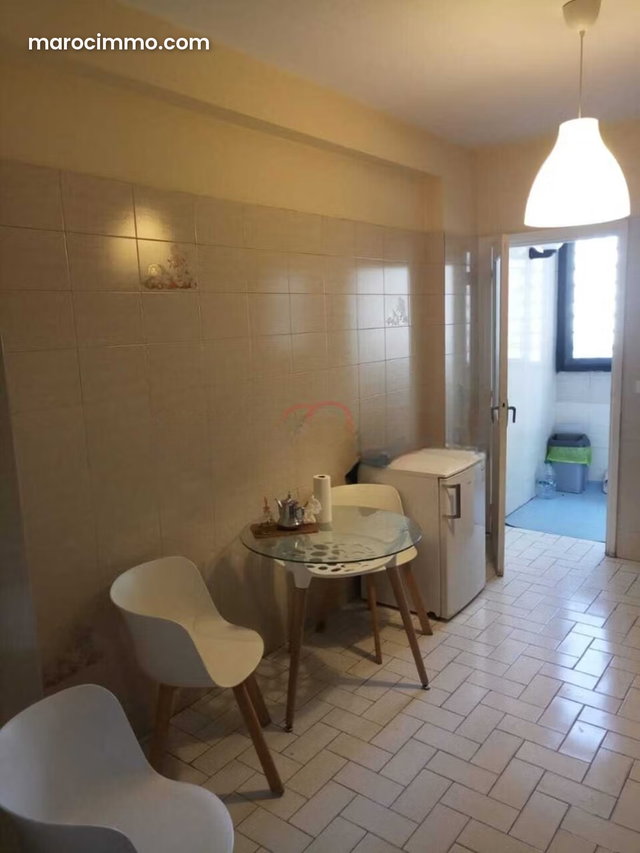 Vente Bureau à quartier des hôpitaux — 2