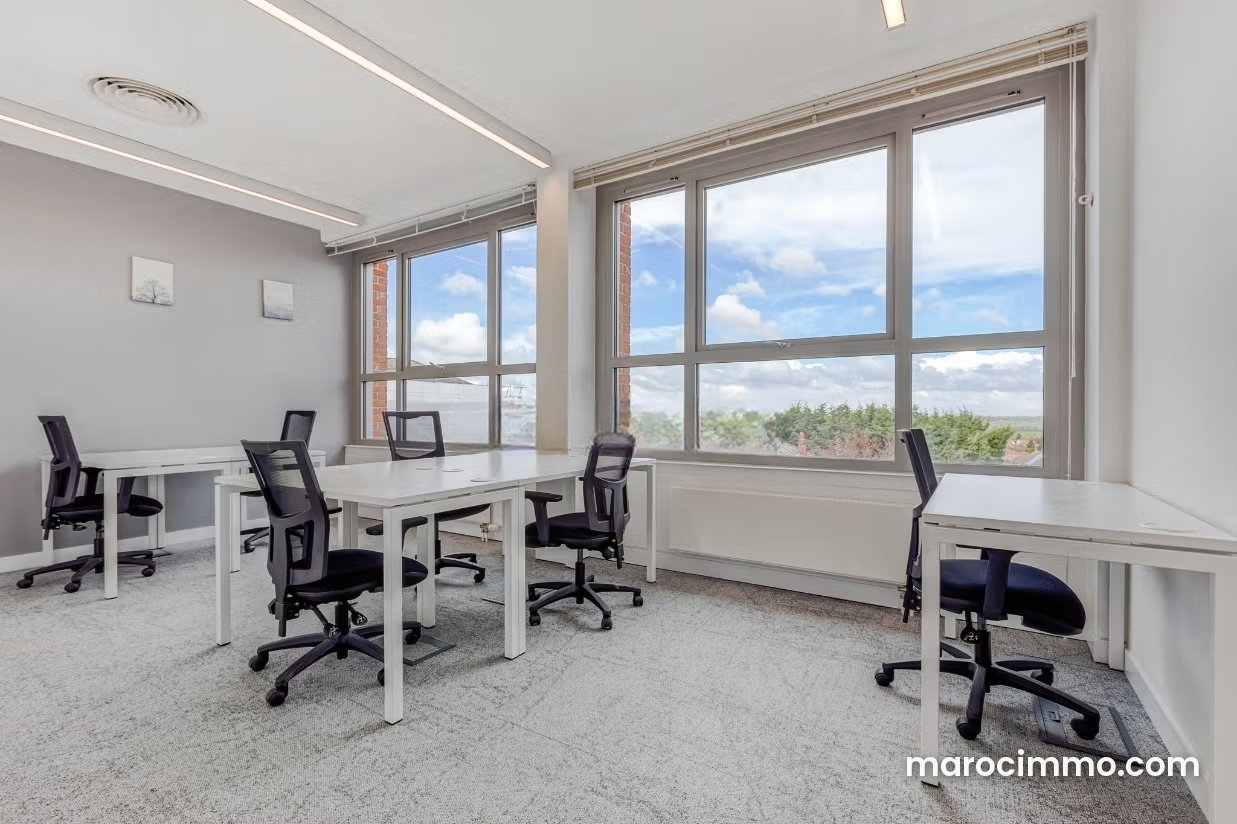30 m² Office for Rent in Ain Sebaa, Casablanca, Fully Equipped — Casablanca