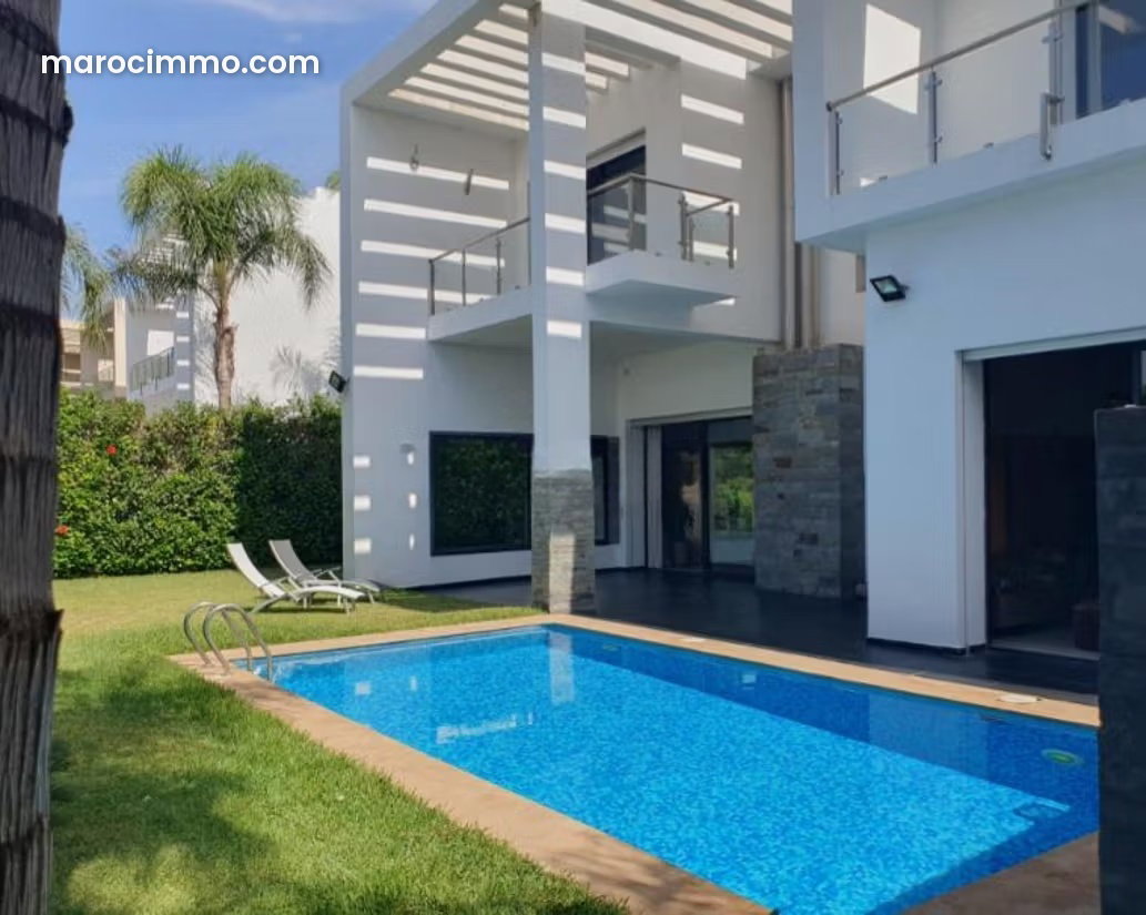 600 m² Furnished Villa with Pool and Garden, Ville Verte, Bouskoura — Bouskoura