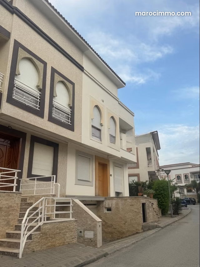 Villa Meublée à vendre à Achakar – Résidence Fermée et Sécurisée — 3