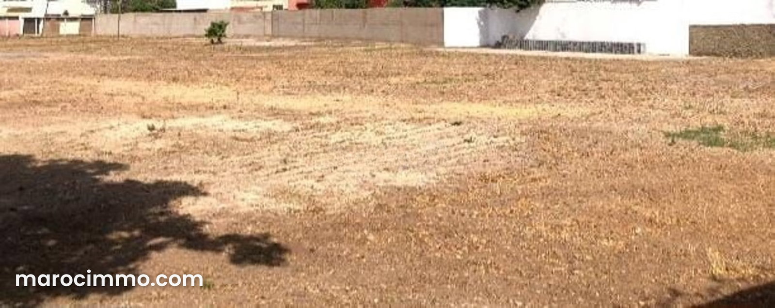 2,606 m² Plot with Swimming Pool in Mohammedia City Centre — Mohammedia