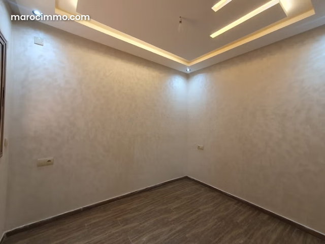 Appartement à l'achat à Mhamid. Superficie 64 m². Porte blindée — 5
