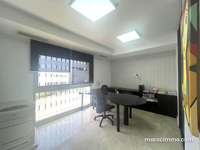 Bureau équipé de 74m2 sur bd Ghandi — 4