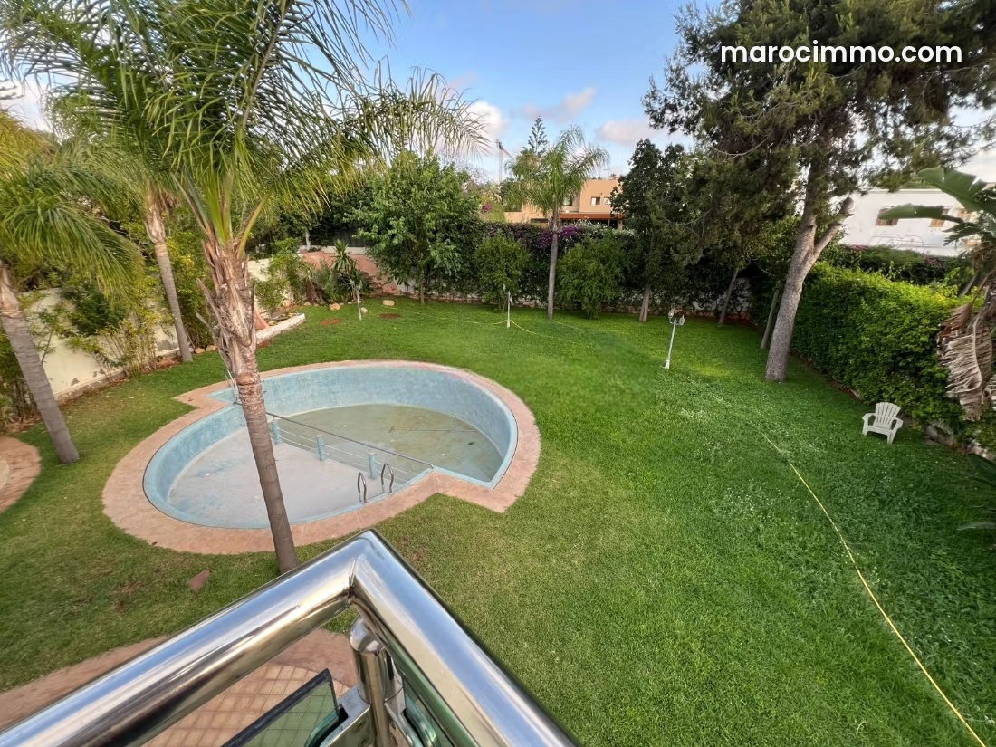 1,380 sqm Villa with Swimming Pool and Garden, Californie, Casablanca — Casablanca