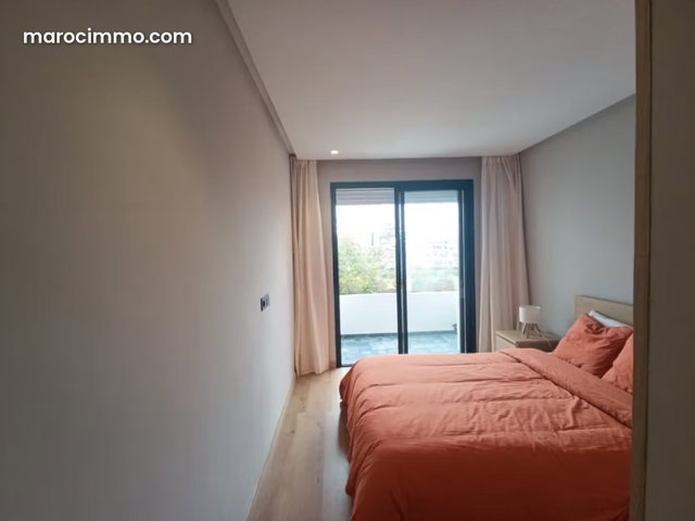 Joli studio meublé à louer RIVIERA — 5