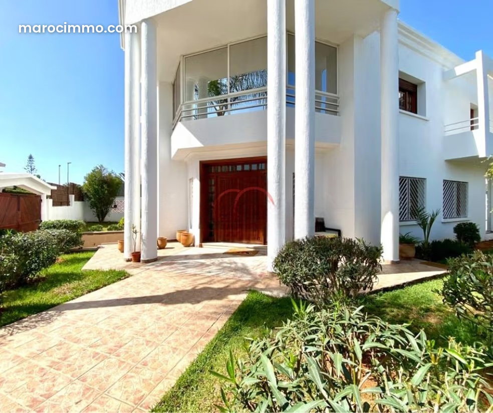 687 m² Villa with Garden in Laimoune, Casablanca — Casablanca