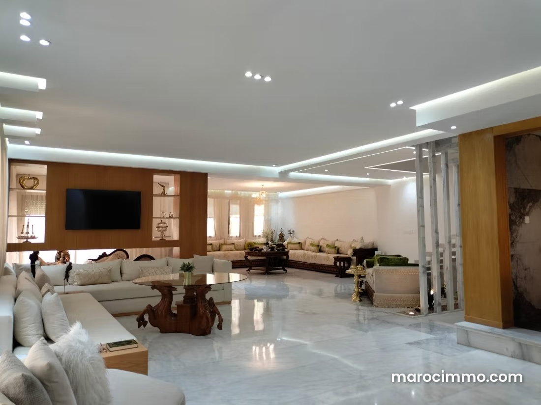 Villa 400 m² avec piscine et jardin à Hay Targa, Marrakech — Marrakech