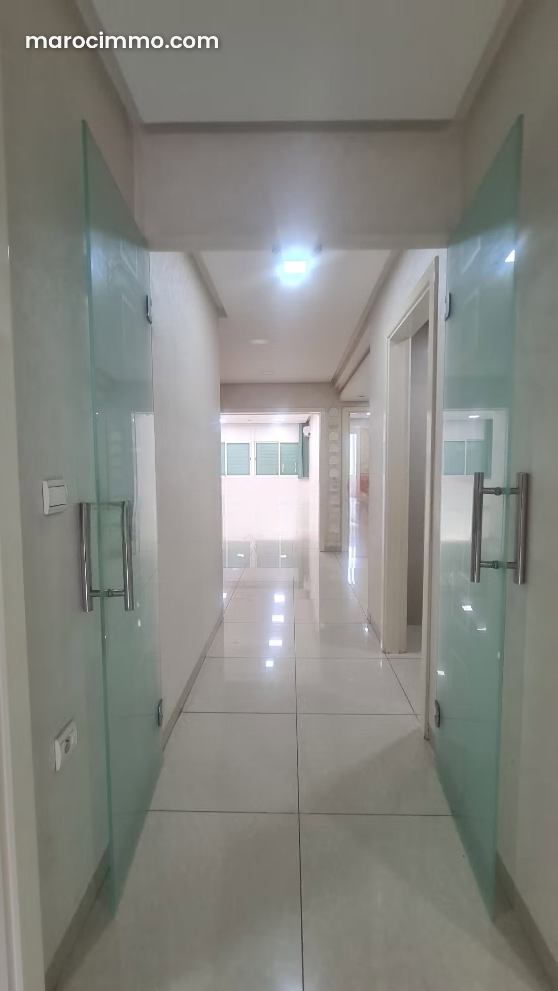100 m² Office for Rent in Agdal, Rabat, 4th Floor — Rabat