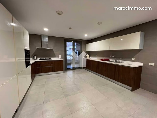 Appartement à Louer de 264.0 m² à Casablanca, Casablanca Marina — 2
