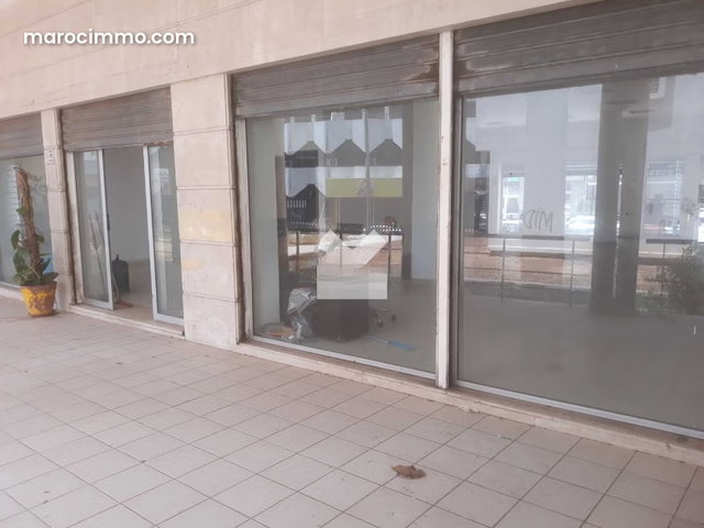 Local commercial à Vendre de 133.0 m² à Casablanca, Palmier Maarif — 3