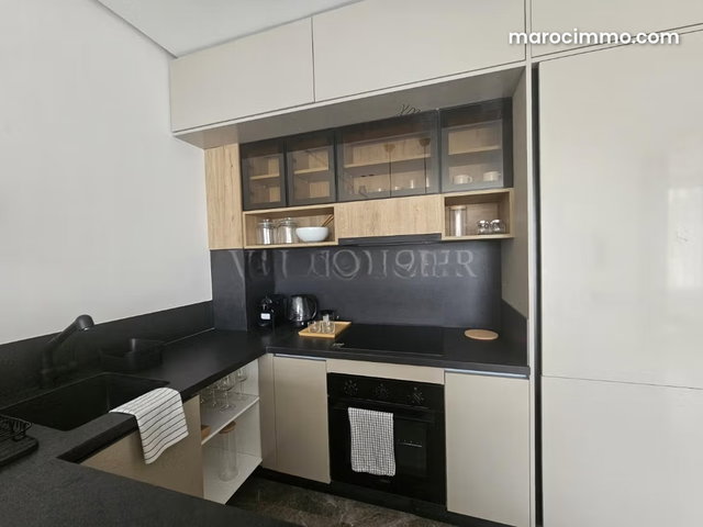 Location studio meublé moderne avec terrasse à Ain Diab, Casablanca — 4