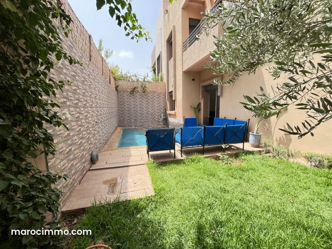 250 m² Villa with Pool and Garden in Hay Targa, Marrakech — Marrakesh