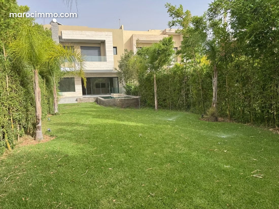 Villa 640 m² avec piscine, Route d'Amezmiz, Marrakech — Marrakech