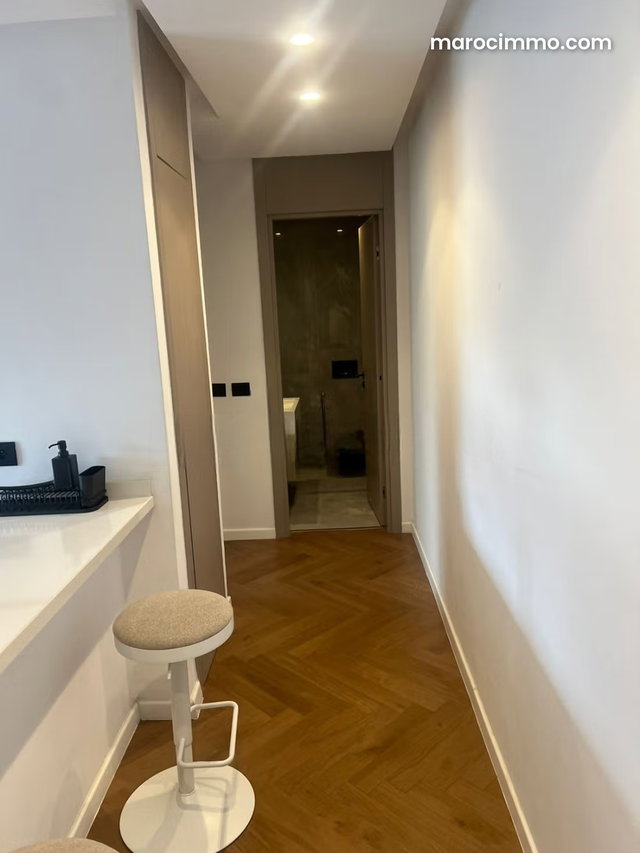 Beau studio à location avec piscine — 5