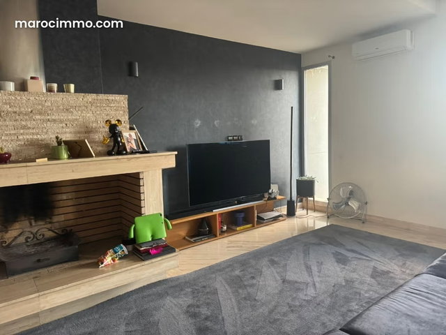Appartement vide à Louer à Hay Riad — 5