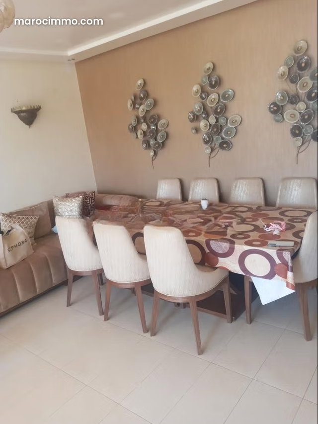 A vendre un joli appartement meublé avec piscine — 3