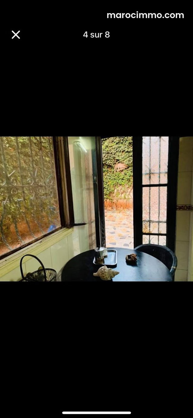 Maison de haut standing à vendre à CIL Hay Salam. Surface de 800 m². Jardin et garage — 4