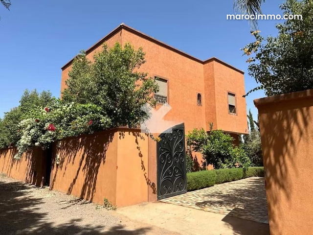 Villa à Vendre de 520.0 m² à Marrakech, Route De L'Ourika Aqua Fun — مراكش