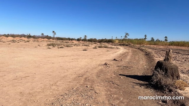 Beau terrain à la vente à bab atlas, Route de Fez. Surface de 1070 m² — 5