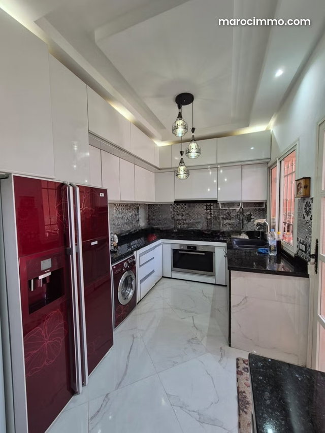 Route of Ourika km 2, nice villa in perfect condition, 3 bedrooms, large reception, hamam … — 4