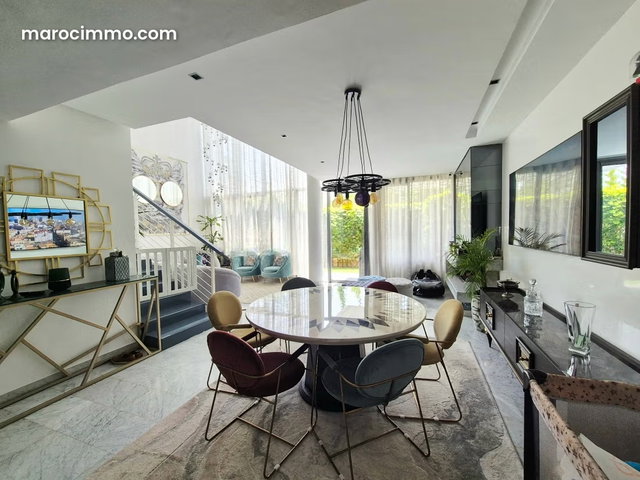 Superbe duplex vide à Bouskoura ville verte — 2