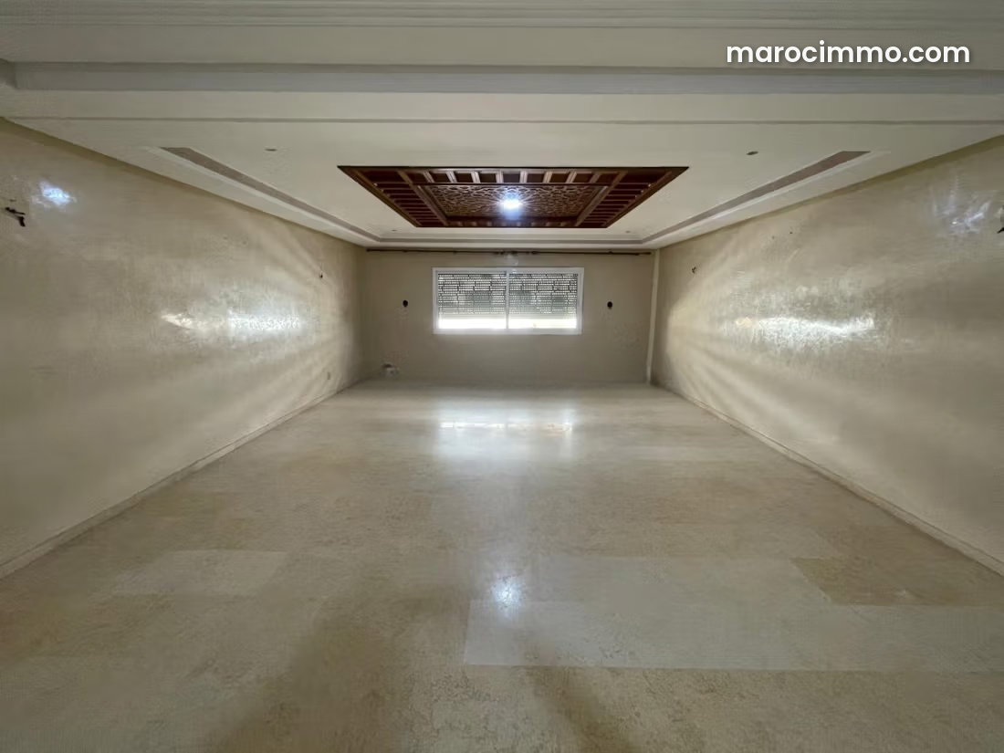 190 sqm Apartment with Mountain Views, Hamria, Meknes — Meknes