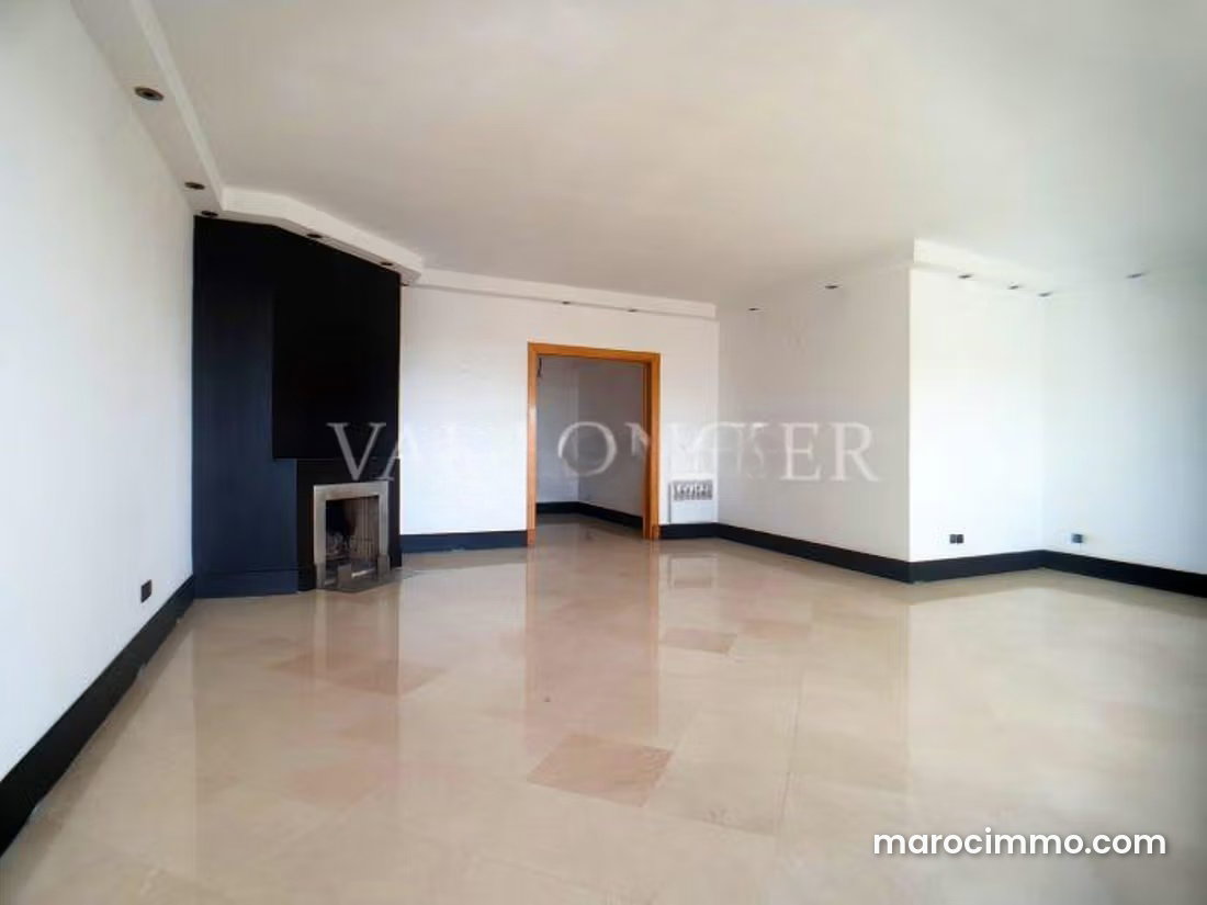 Spacious 200 m² Apartment with Unobstructed Views in Les Princesses, Casablanca — Casablanca
