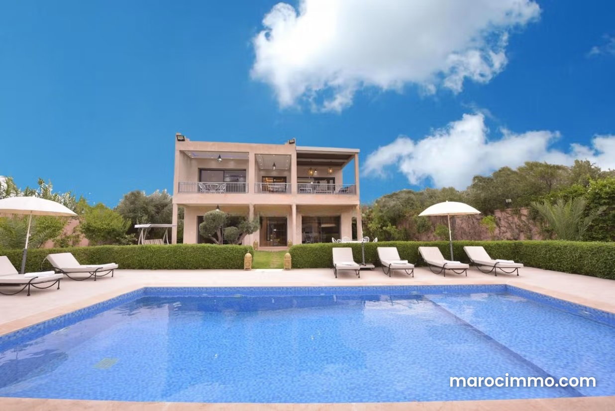 310 sqm Villa with Pool and 1,200 sqm Garden, Route de Fès, Marrakech — Marrakesh