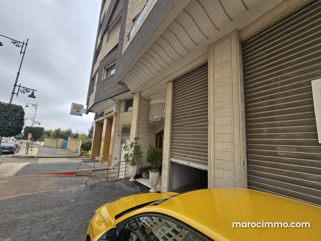360 sqm commercial premises on a busy road in Hamria, Meknes — Meknes