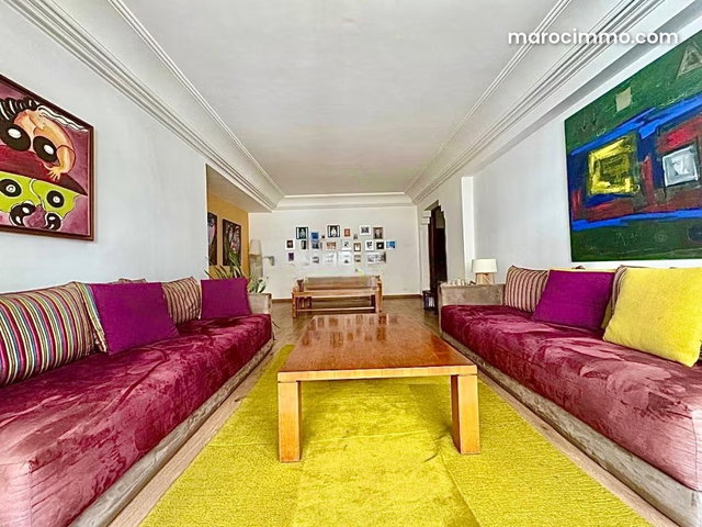 Très joli appartement meublé à louer RACINE — 2