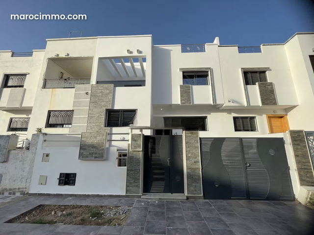 Villa à Vendre à Meknès – Quartier Riad Toulal — Meknès