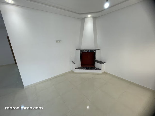 Villa à Vendre à Meknès – Quartier Riad Toulal — 4
