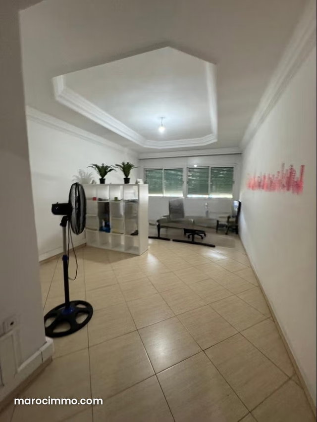 Appartement usage bureaux a louer a l agdal — 2