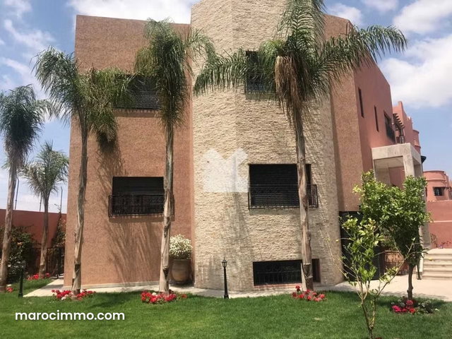 Villa à Vendre de 516.0 m² à Marrakech, Targa — 2