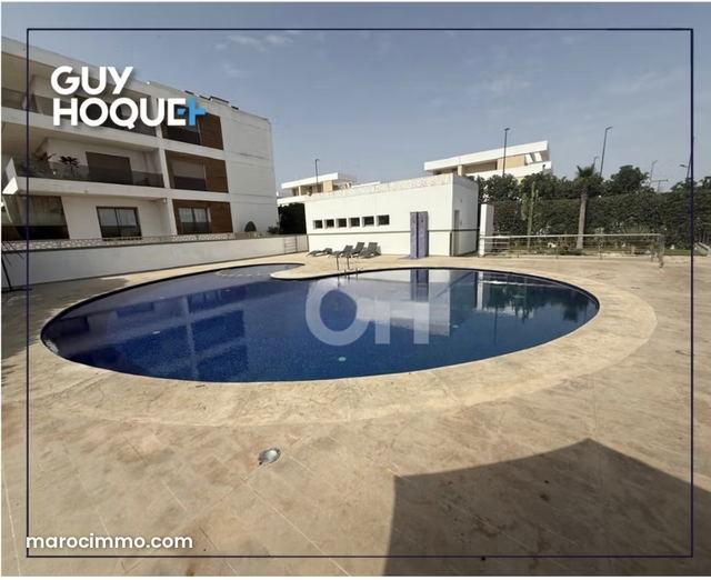Opportunity in a residence with pool — Dar Bouazza