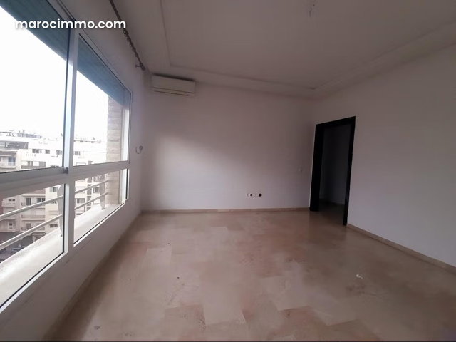 Magnifique appart vide à louer aux princesses — 2